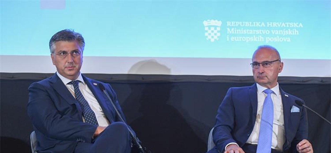 Premijer veleposlanicima: Osnaženi vanjskopolitički položaj koristimo za dobrobit građana i gospodarstva